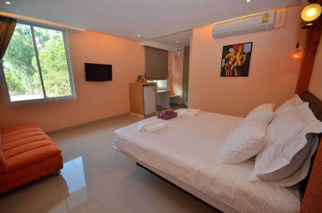 Pearl By The Sea Resort Prachuap Khiri Khan Exterior photo
