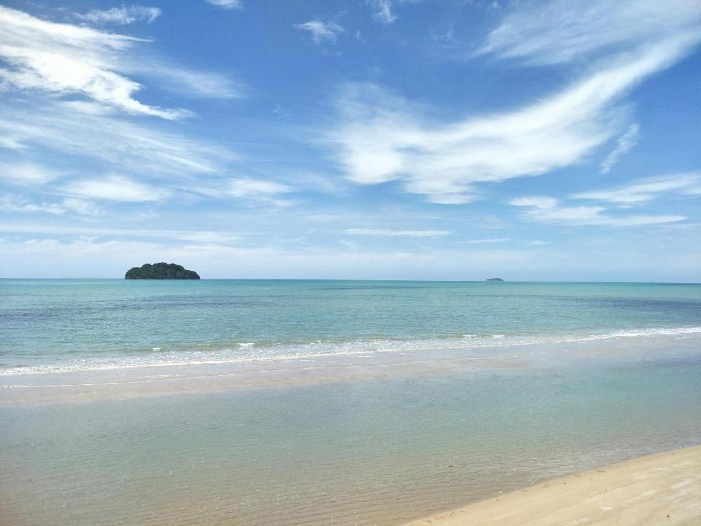 Pearl By The Sea Resort Prachuap Khiri Khan Exterior photo